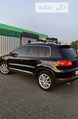 Внедорожник / Кроссовер Volkswagen Tiguan 2012 в Киеве