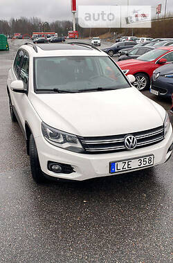 Внедорожник / Кроссовер Volkswagen Tiguan 2011 в Радивилове