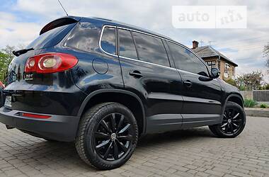 Внедорожник / Кроссовер Volkswagen Tiguan 2011 в Коломые