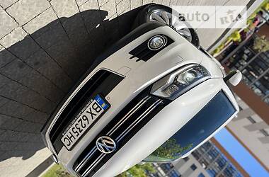 Внедорожник / Кроссовер Volkswagen Tiguan 2012 в Ивано-Франковске