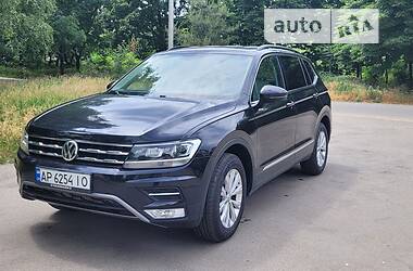 Внедорожник / Кроссовер Volkswagen Tiguan 2018 в Запорожье