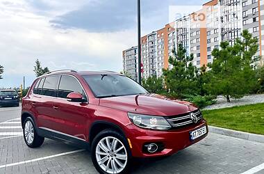 Внедорожник / Кроссовер Volkswagen Tiguan 2012 в Ивано-Франковске