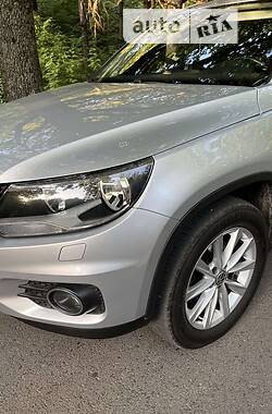 Внедорожник / Кроссовер Volkswagen Tiguan 2014 в Мукачево