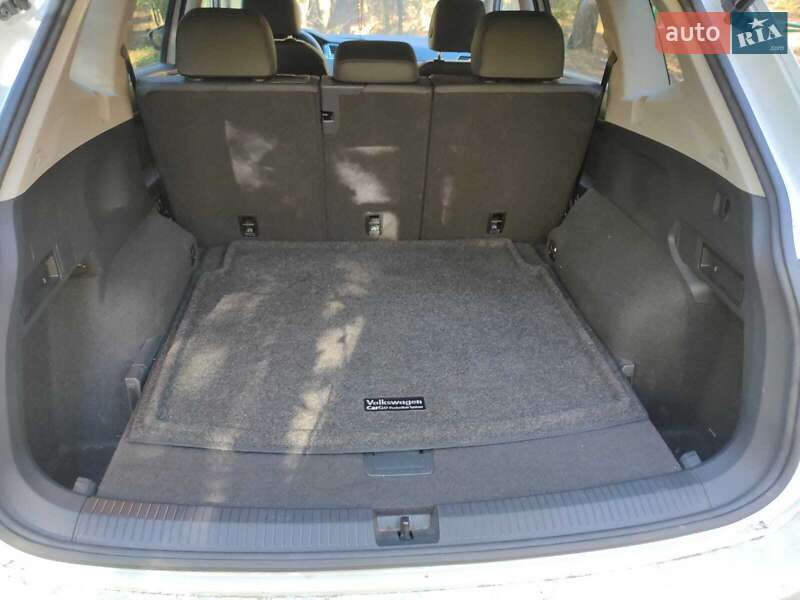 Позашляховик / Кросовер Volkswagen Tiguan 2020 в Києві