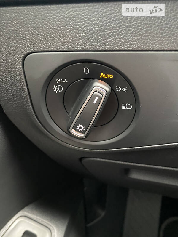 Внедорожник / Кроссовер Volkswagen Tiguan 2019 в Киеве