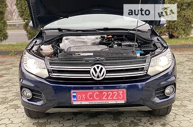 Позашляховик / Кросовер Volkswagen Tiguan 2014 в Дубні