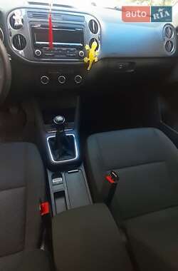 Хэтчбек Volkswagen Tiguan 2011 в 