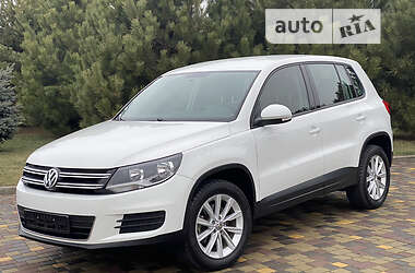 Позашляховик / Кросовер Volkswagen Tiguan 2017 в Дніпрі