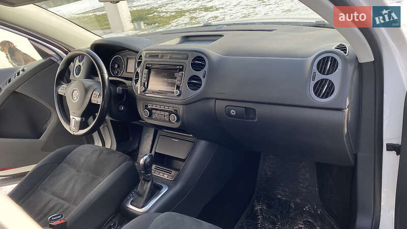 Внедорожник / Кроссовер Volkswagen Tiguan 2011 в Дрогобыче