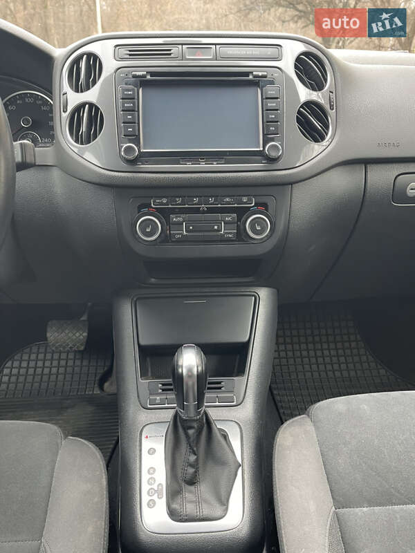 Внедорожник / Кроссовер Volkswagen Tiguan 2013 в Киеве