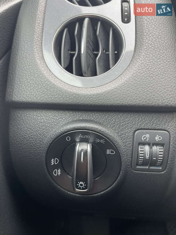 Внедорожник / Кроссовер Volkswagen Tiguan 2013 в Киеве