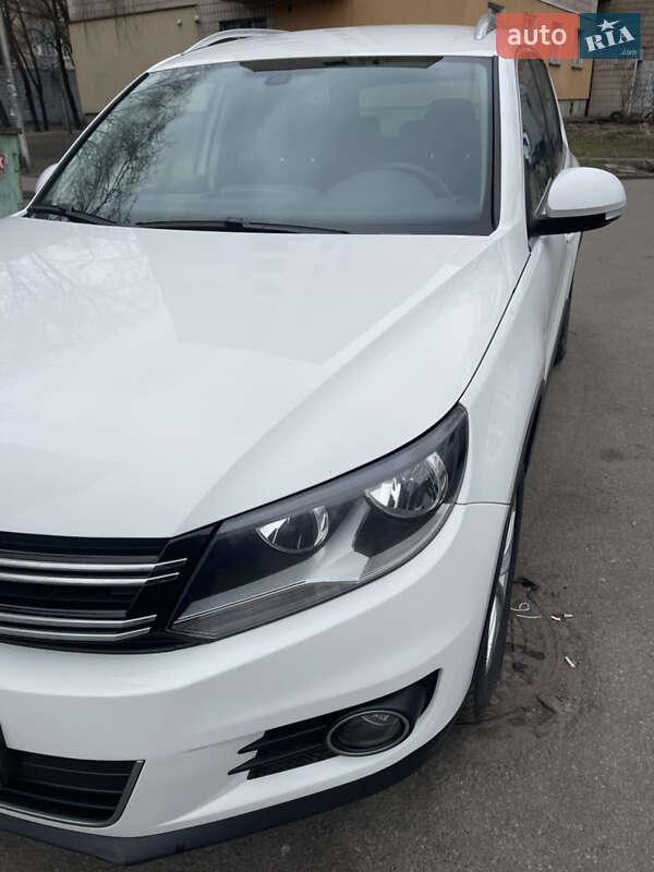 Внедорожник / Кроссовер Volkswagen Tiguan 2013 в Киеве