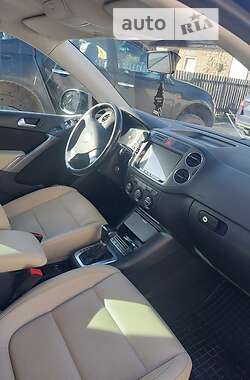 Позашляховик / Кросовер Volkswagen Tiguan 2007 в 