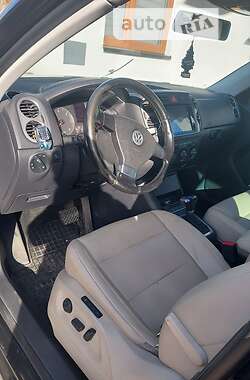Позашляховик / Кросовер Volkswagen Tiguan 2007 в 