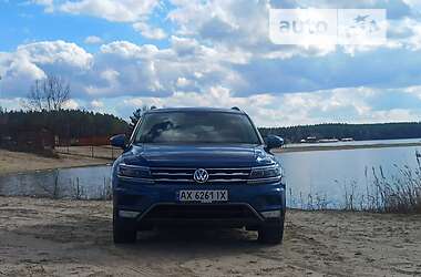 Внедорожник / Кроссовер Volkswagen Tiguan 2019 в Харькове