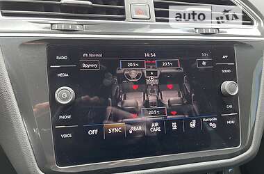 Позашляховик / Кросовер Volkswagen Tiguan 2018 в 