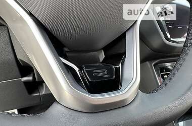 Позашляховик / Кросовер Volkswagen Tiguan 2023 в 