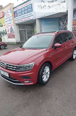 Внедорожник / Кроссовер Volkswagen Tiguan 2018 в Полтаве