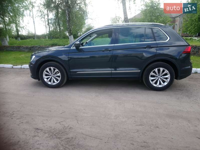 Внедорожник / Кроссовер Volkswagen Tiguan 2018 в Бердичеве