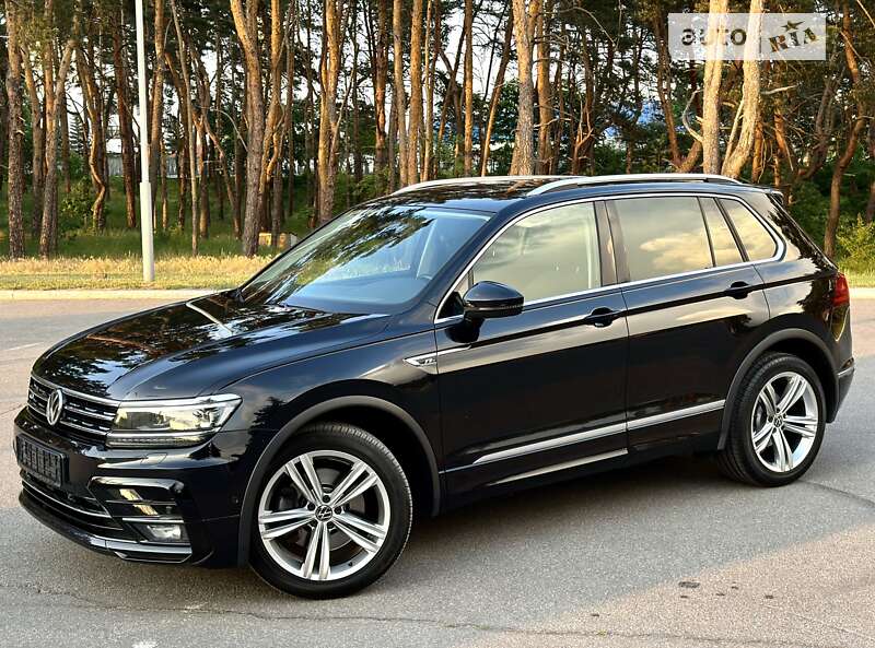 Внедорожник / Кроссовер Volkswagen Tiguan 2019 в Киеве