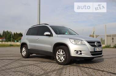 Позашляховик / Кросовер Volkswagen Tiguan 2011 в Львові