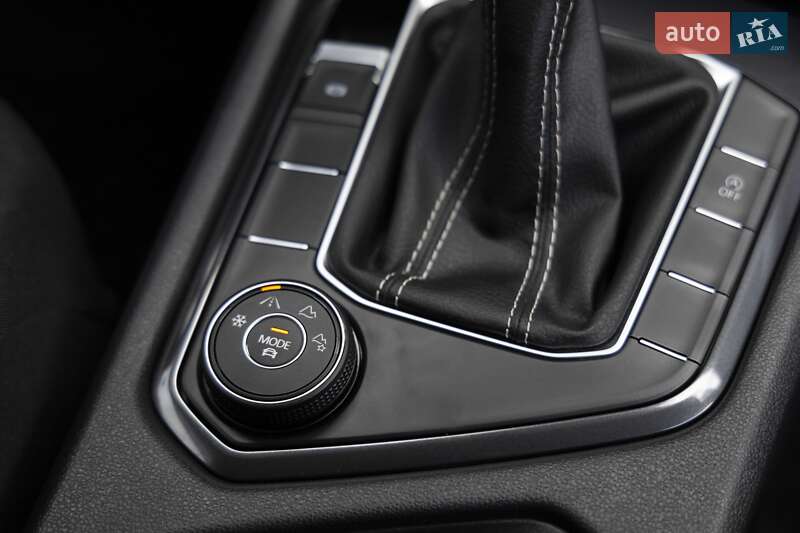 Внедорожник / Кроссовер Volkswagen Tiguan 2022 в Луцке