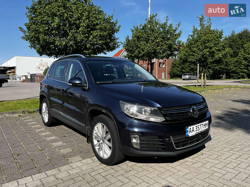 Позашляховик / Кросовер Volkswagen Tiguan 2012 в Києві