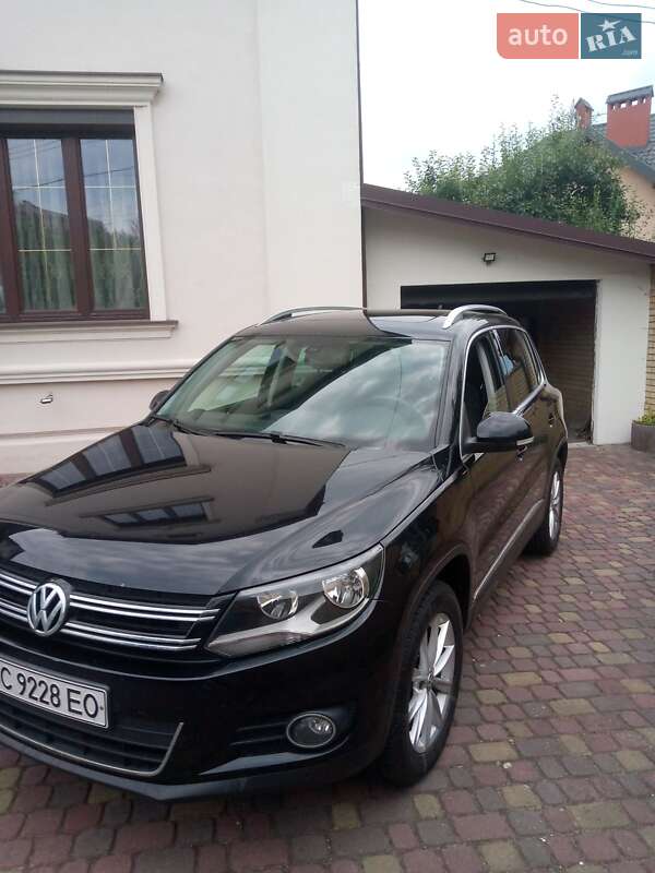 Внедорожник / Кроссовер Volkswagen Tiguan 2012 в Львове