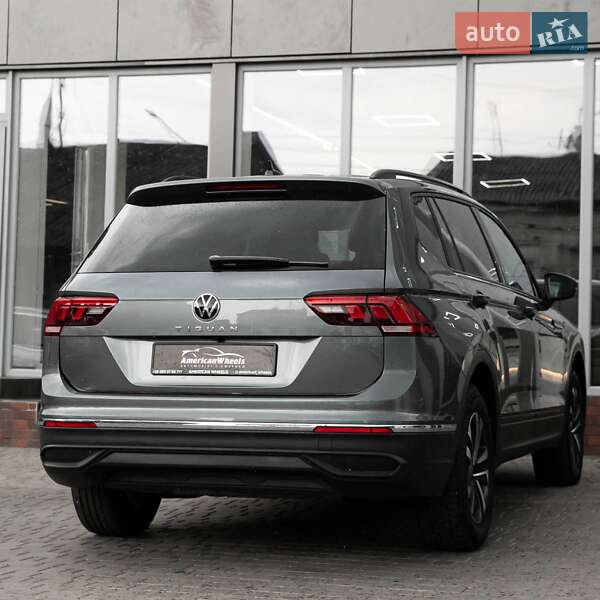 Внедорожник / Кроссовер Volkswagen Tiguan 2021 в Черновцах