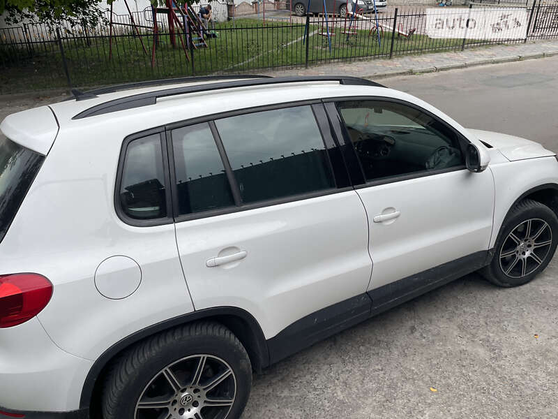 Внедорожник / Кроссовер Volkswagen Tiguan 2012 в Тернополе