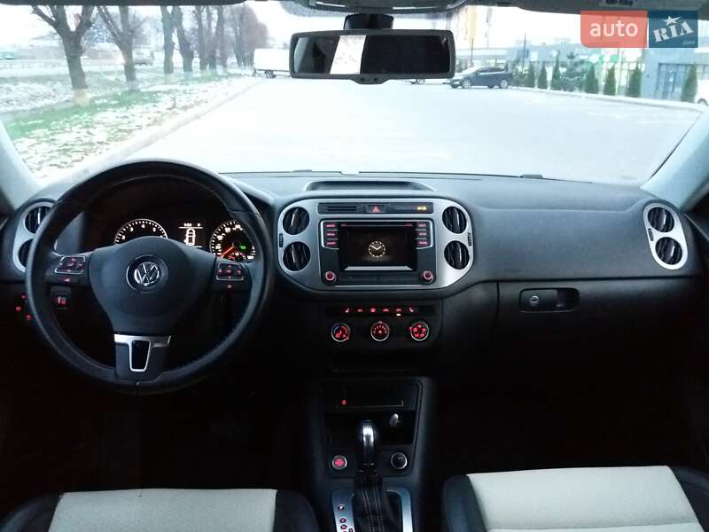 Позашляховик / Кросовер Volkswagen Tiguan 2015 в Вінниці
