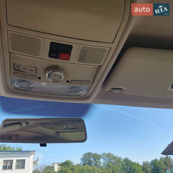 Внедорожник / Кроссовер Volkswagen Tiguan 2015 в Каменец-Подольском