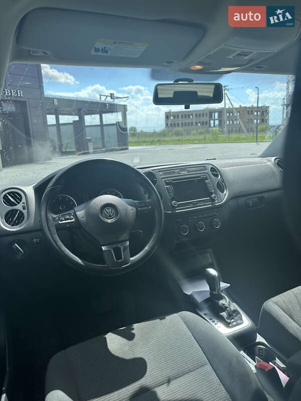 Позашляховик / Кросовер Volkswagen Tiguan 2015 в Івано-Франківську фото 6 Позашляховик / Кросовер Volkswagen Tiguan 2015 в Івано-Франківську