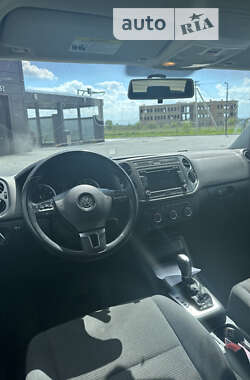 Внедорожник / Кроссовер Volkswagen Tiguan 2015 в Ивано-Франковске