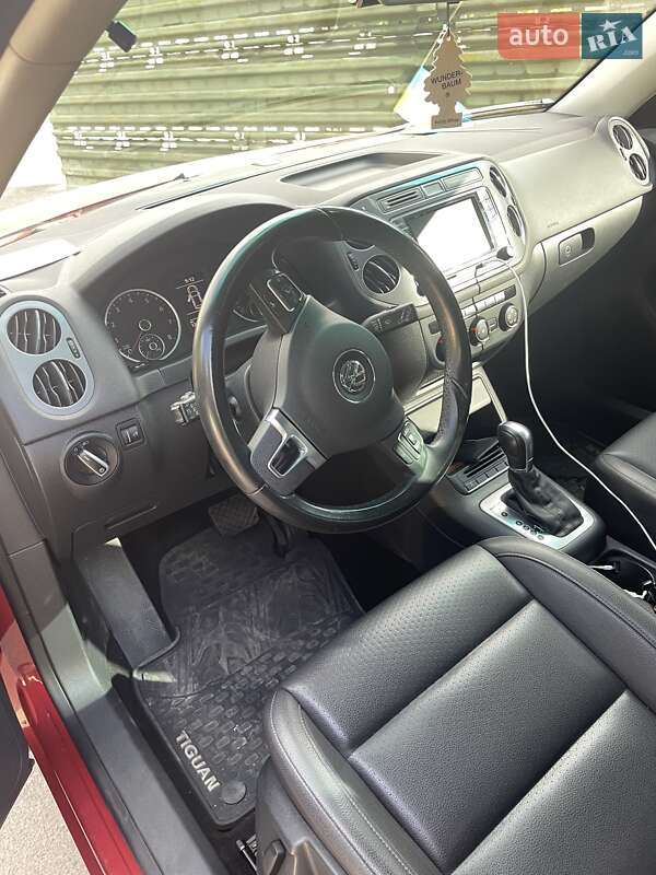Внедорожник / Кроссовер Volkswagen Tiguan 2015 в Львове фото 7 Внедорожник / Кроссовер Volkswagen Tiguan 2015 в Львове
