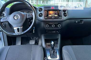 Внедорожник / Кроссовер Volkswagen Tiguan 2011 в Калуше