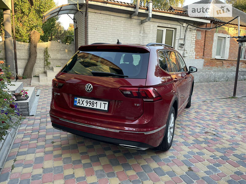 Внедорожник / Кроссовер Volkswagen Tiguan 2018 в Харькове