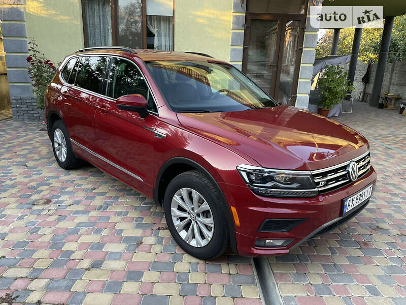Внедорожник / Кроссовер Volkswagen Tiguan 2018 в Харькове