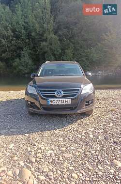 Внедорожник / Кроссовер Volkswagen Tiguan 2009 в Львове