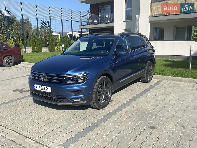 Внедорожник / Кроссовер Volkswagen Tiguan 2018 в Львове