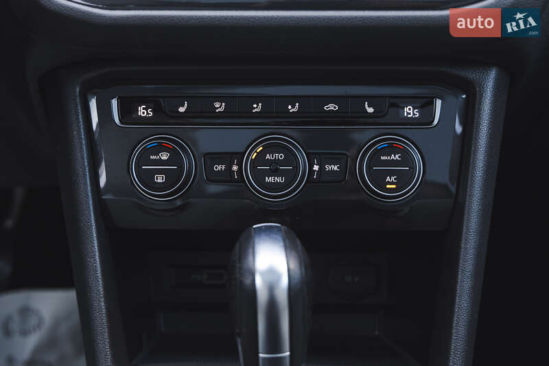 Внедорожник / Кроссовер Volkswagen Tiguan 2019 в Луцке
