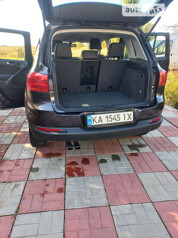 Внедорожник / Кроссовер Volkswagen Tiguan 2015 в Богуславе
