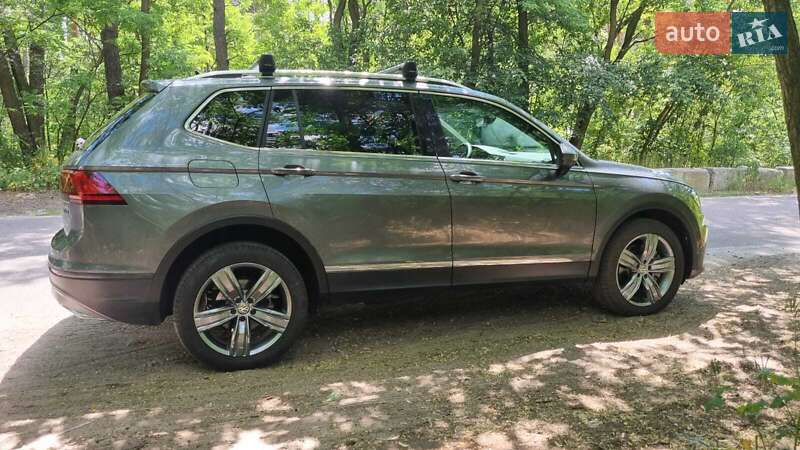 Внедорожник / Кроссовер Volkswagen Tiguan 2020 в Киеве