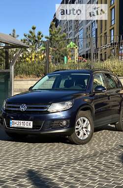 Внедорожник / Кроссовер Volkswagen Tiguan 2014 в Одессе