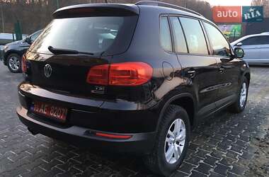 Внедорожник / Кроссовер Volkswagen Tiguan 2015 в Львове