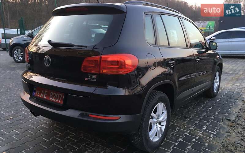 Внедорожник / Кроссовер Volkswagen Tiguan 2015 в Львове