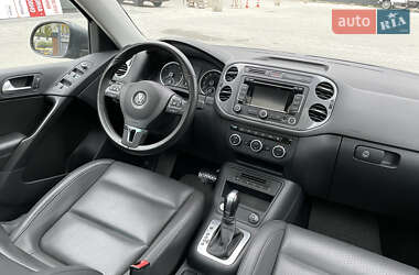 Внедорожник / Кроссовер Volkswagen Tiguan 2014 в 