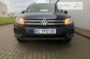 Позашляховик / Кросовер Volkswagen Tiguan 2015 в Львові