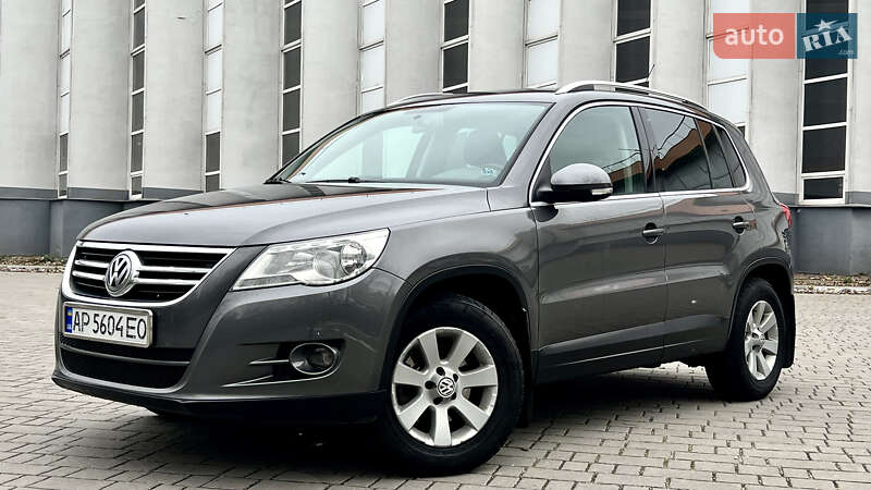 Внедорожник / Кроссовер Volkswagen Tiguan 2011 в Запорожье