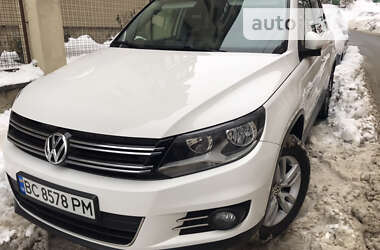 Внедорожник / Кроссовер Volkswagen Tiguan 2012 в Бродах